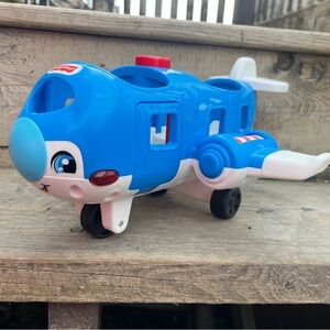 Fisher-Price 2016 little people lights and sounds plane / jet works